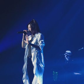 仓木麻衣 20th Anniversary Mai Kuraki Live Project 2019 “Let\’s GOAL!～薔薇色の人生～《TS HDTV 17.84G》