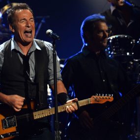 向布鲁斯史普林斯汀致敬演唱会 A Musicares Tribute To Bruce Springsteen 2014《BDMV 37.93GB》