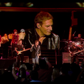 迈克尔·波顿 皇家亚伯厅现场演唱会 Michael Bolton.Live at the Royal Albert Hall 2009《BDMV 35G》