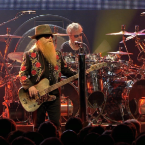 ZZ Top 蒙特勒现场音乐会 ZZ Top.Live at Montreux 2013《BDMV 27G》