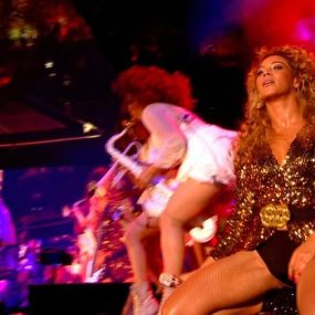 碧昂丝 Beyonce – Live at Glastonbury 2011《HDTV TS 30.9G》