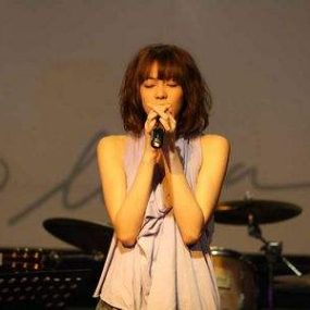 王俪婷 – Olivia Ong 2010夏夜晚风音乐会LIVE（DVD/ISO/3.06G）