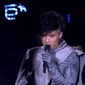 古巨基 惊奇世界 世界巡回演唱会2011香港站 Amazing World Live 2011 Karaoke《BDMV 42.1G》