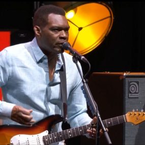 罗伯特.克雷乐队在2019年十字路口吉他音乐节中的全部演出The Robert Cray Band – Crossroads Guitar Festival 2019《WEB-DL TS 3.62G》