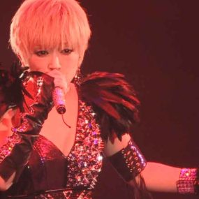 滨崎步2010-2011除夕夜倒数演唱会Ayumi Hamasaki – COUNTDOWN LIVE 2010-2011 A ～do it again～《ISO 41.24G》