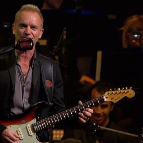 斯汀 柏林演唱会 Sting: Live in Berlin 2010《BDMV 37.4G》