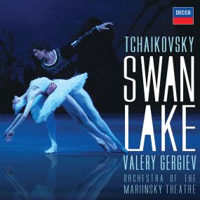 Pyotr Tchaikovsky Swan Lake (Maryinsky Theatre) 2007《BDMV 39.8G》