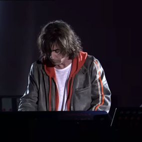 让-米歇尔·雅尔 Jean Michel Jarre – Jarre in China 2004《BDrip MKV 13.9G》