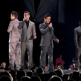 Il Divo 美声男伶 巴塞罗那演唱会 2009《BDMV 23.1G》