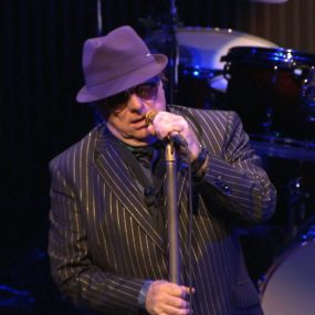 Van Morrison & Joey DeFrancesco  – San Francisco Jazz Center 2017《HDTV MKV 8.46G》