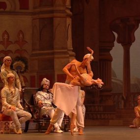 舞姬 . 莫斯科大剧院 La Bayadere Bolshoi Ballet. 20.01.2019《BDrip MKV 14.8GB》