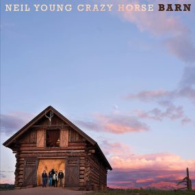尼尔·杨 & 狂马合唱团 Neil Young & Crazy Horse – Barn 2021 [BDMV 19.4GB]
