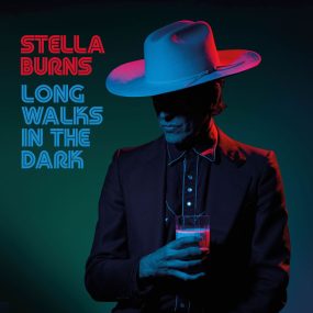 斯特拉·伯恩斯 Stella Burns – Long Walks in the Dark 2024 [24Bit/48kHz] [Hi-Res Flac 466MB]