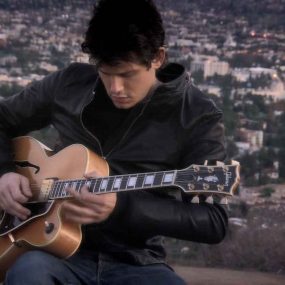 约翰迈尔：聚焦洛杉矶现场 Where The Light Is: John Mayer Live In Los Angeles 2008《ISO 44.9G》